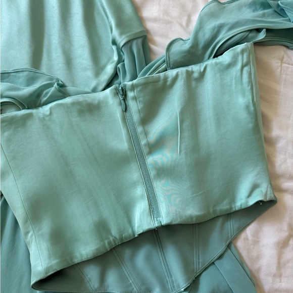 House of CB Set | Isabella Corset Top + Lila Maxi Skirt - Picture 6 of 8